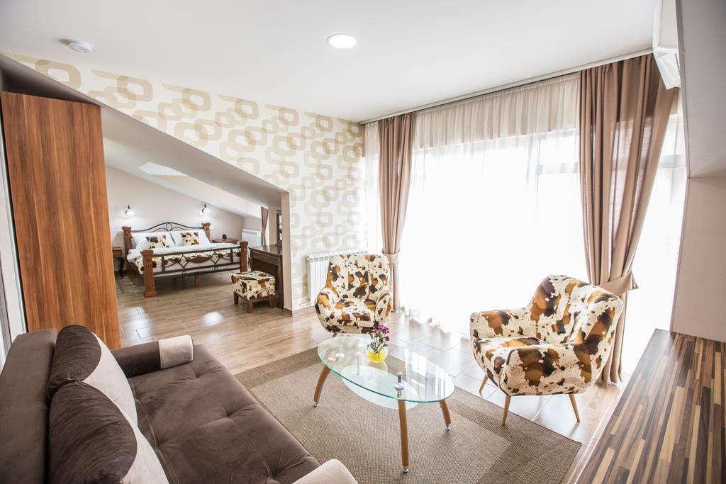 Apartmani Mg Nikšić Exteriör bild