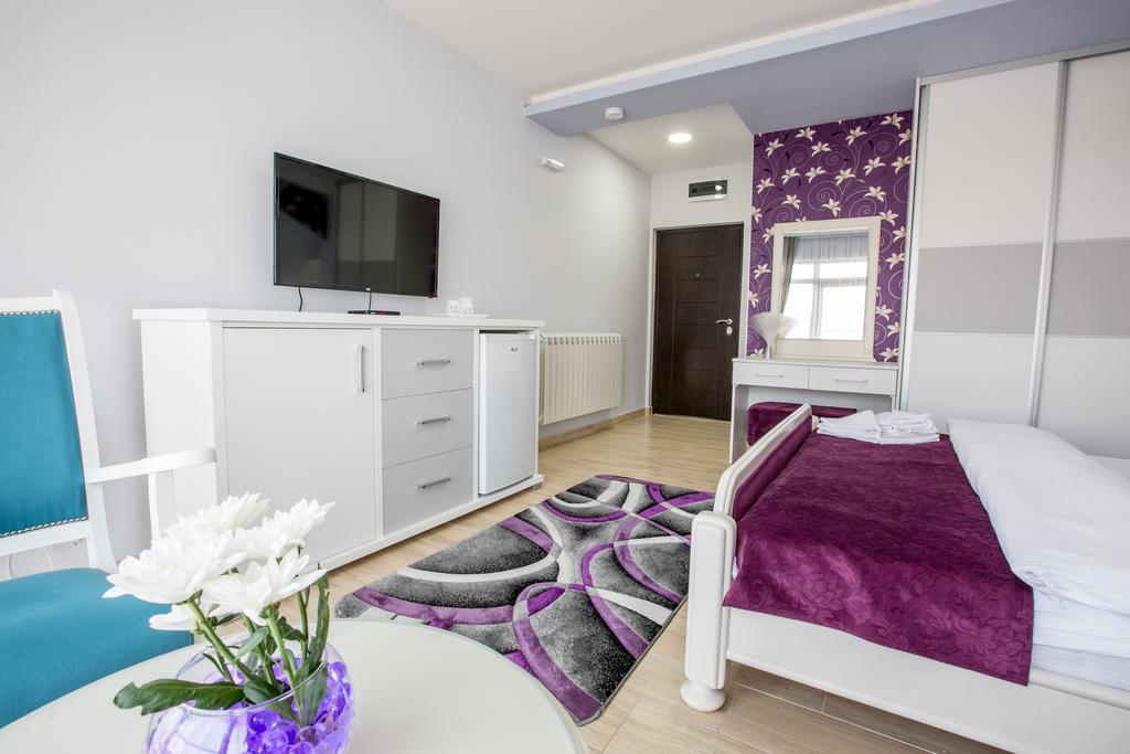 Apartmani Mg Nikšić Exteriör bild